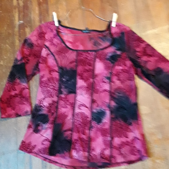 Top - Picture 3 of 4